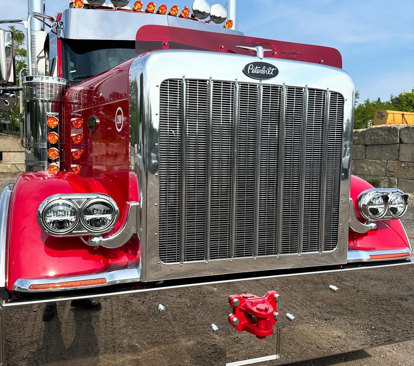 Peterbilt 589 Bugshield
