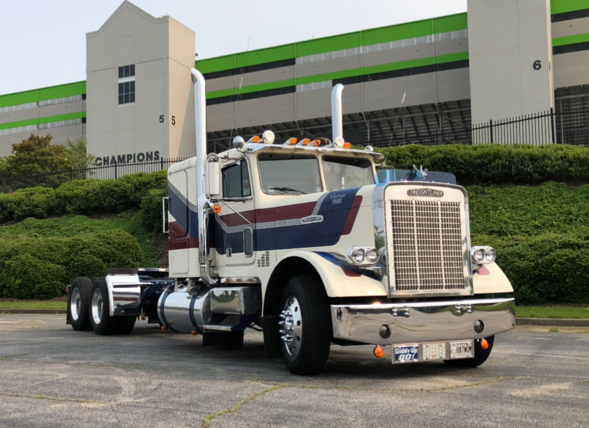 Freightliner FLC Bugshield