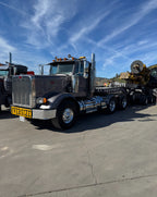 Peterbilt 367 Bugshield