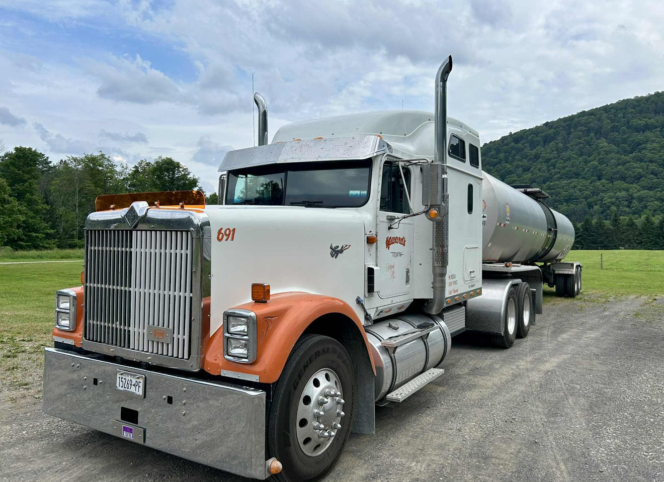 International 9300/9370 1985-2000 Models Bugshield