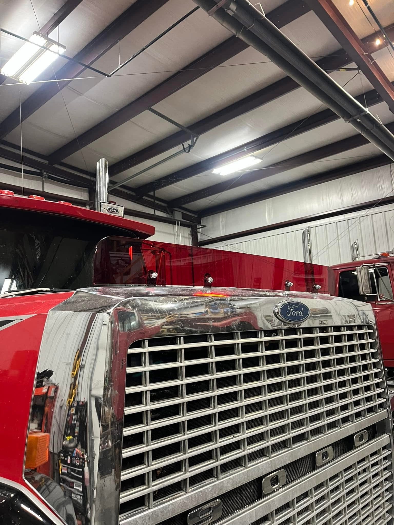 Ford LTL 9000 Bugshield