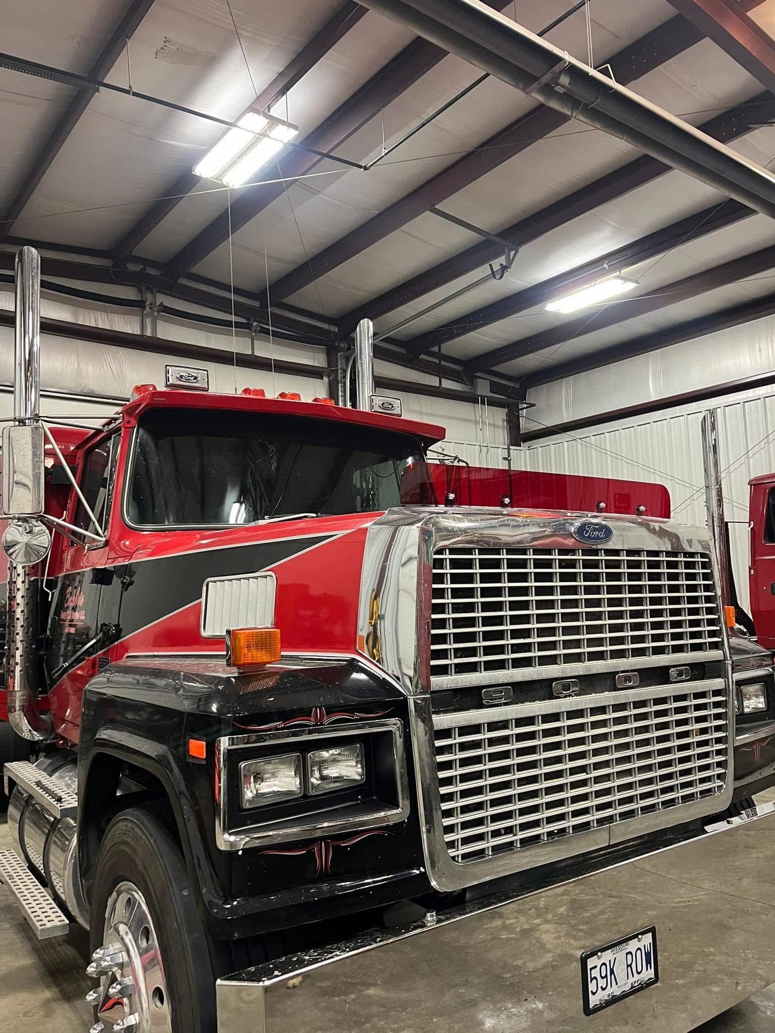 Ford LTL 9000 Bugshield
