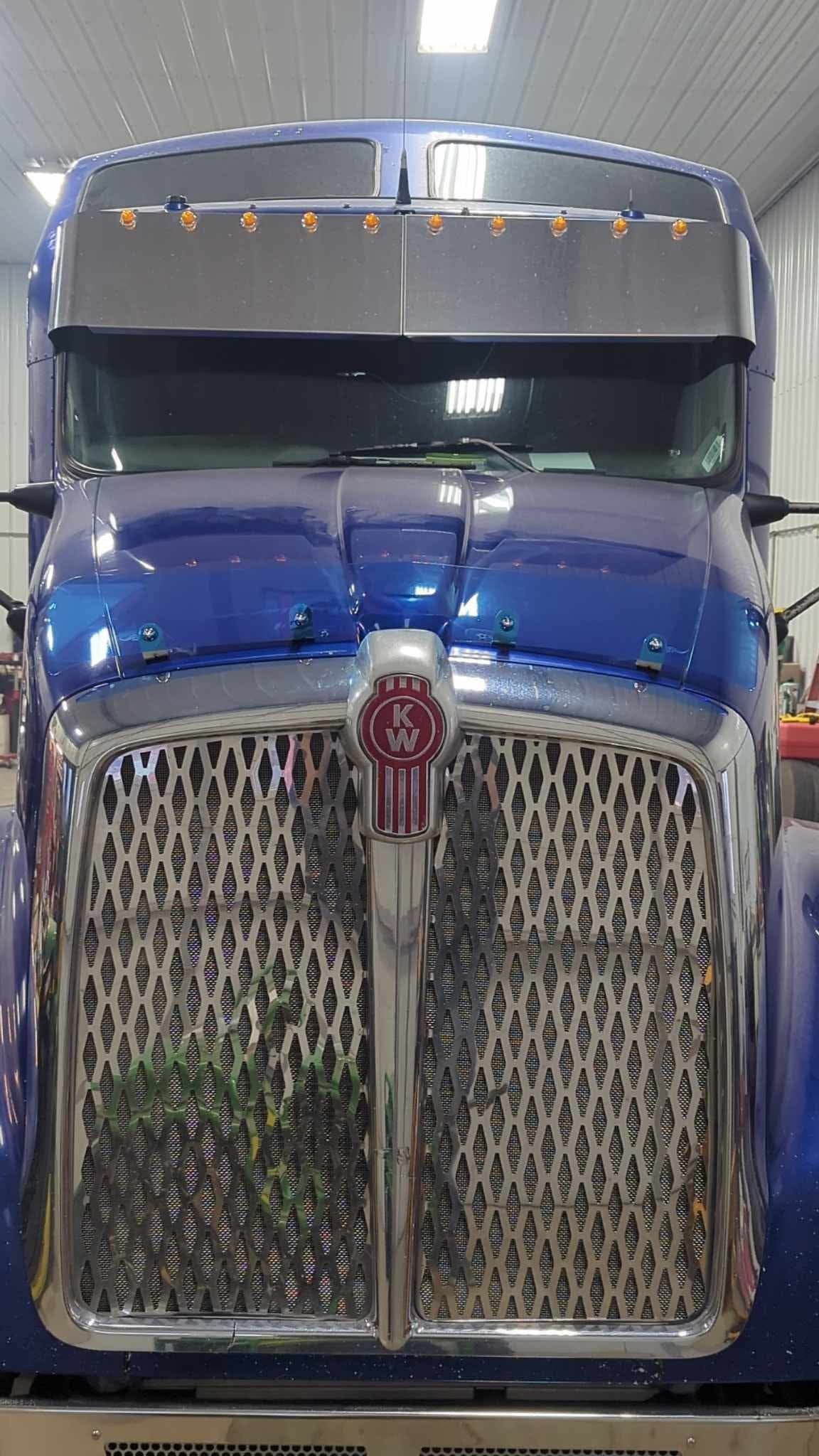 Kenworth T660 Bugshield