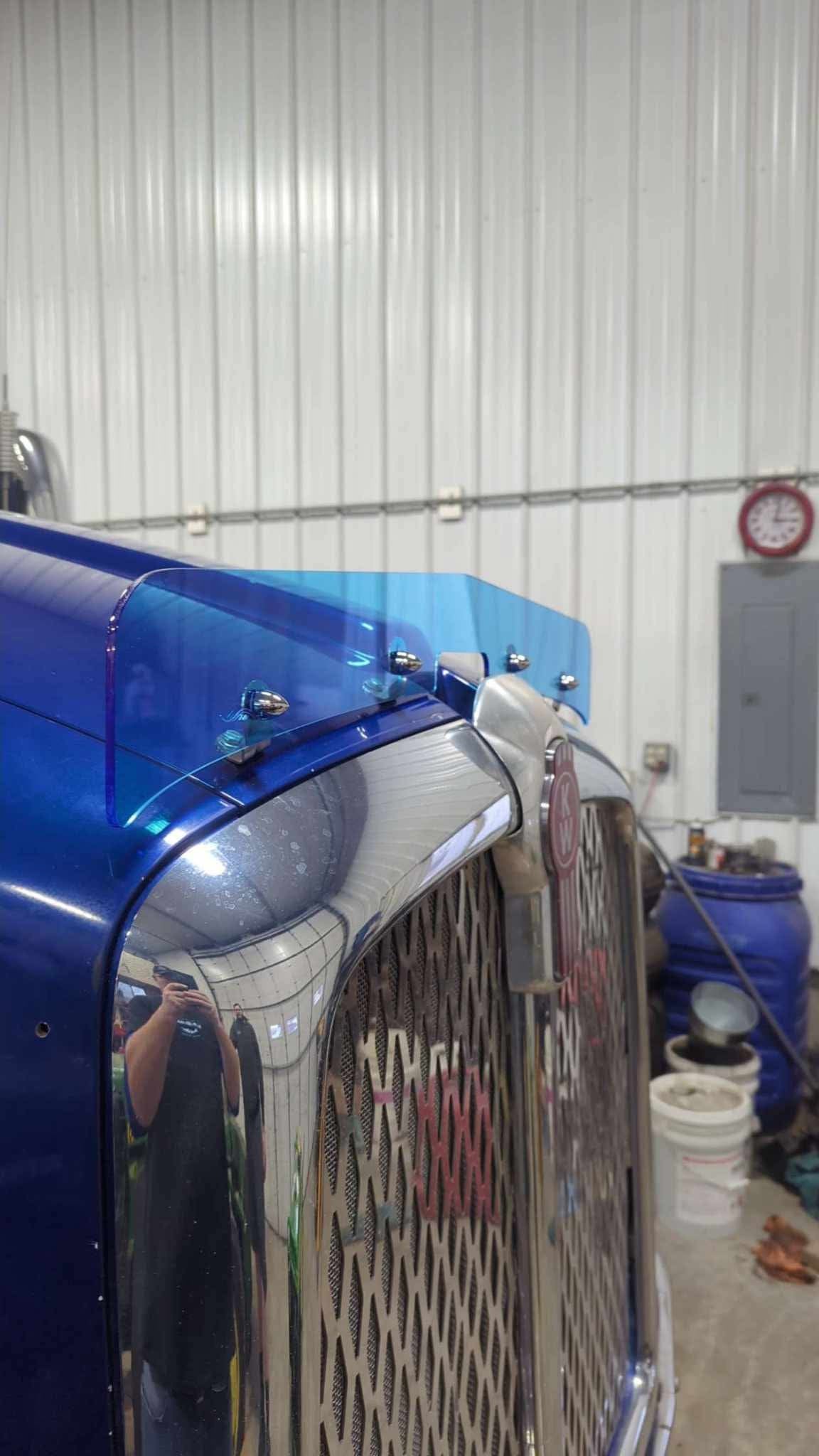 Kenworth T660 Bugshield