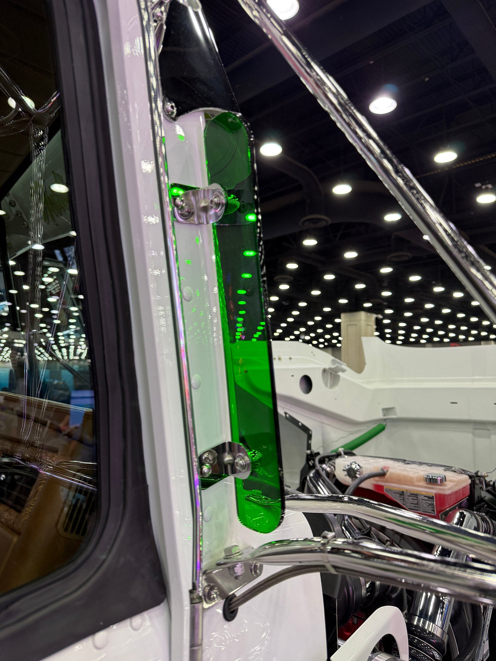Window Wings KW & Peterbilt models